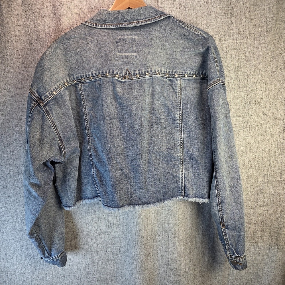 Liverpool Distressed Cropped Denim Studs Boxy Jacket Fringe Hem Womens Large - Picture 4 of 8